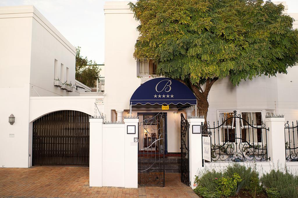 סטלנבוש Batavia Boutique Hotel מראה חיצוני תמונה